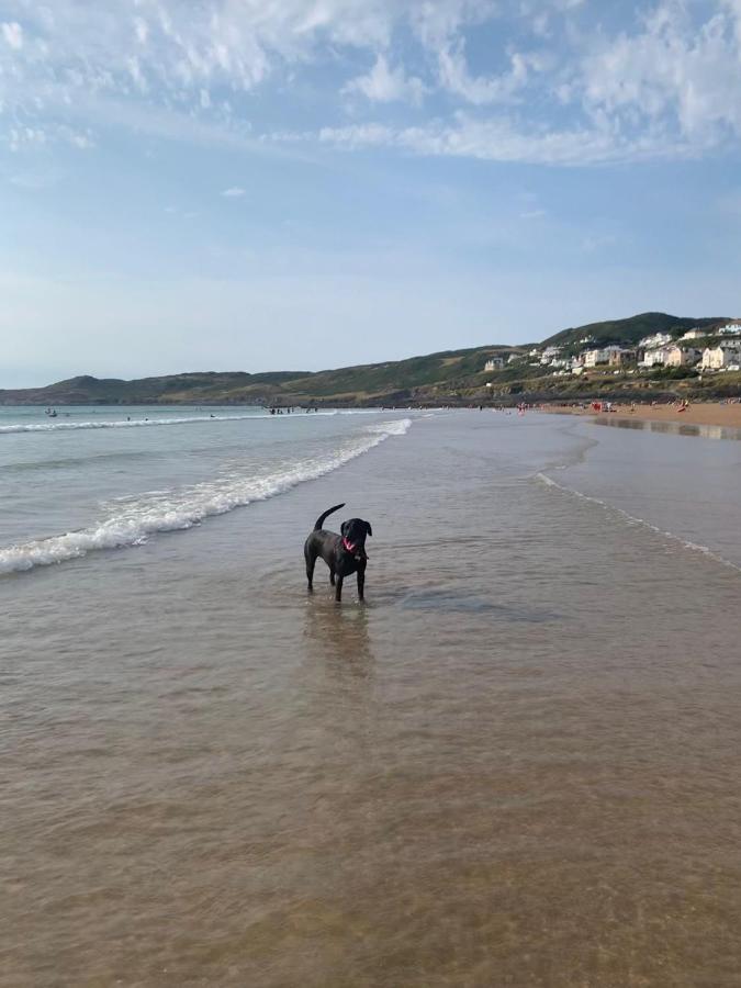 4 Middlecombe - Luxury Apartment At Byron Woolacombe, Only 4 Minute Walk To Woolacombe Beach! Exterior photo